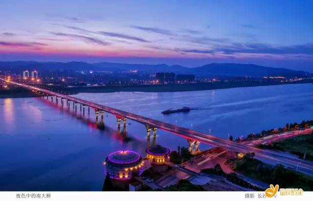 猴子石大桥&mdash;&mdash;我国首次采用三角形稳定性施工的