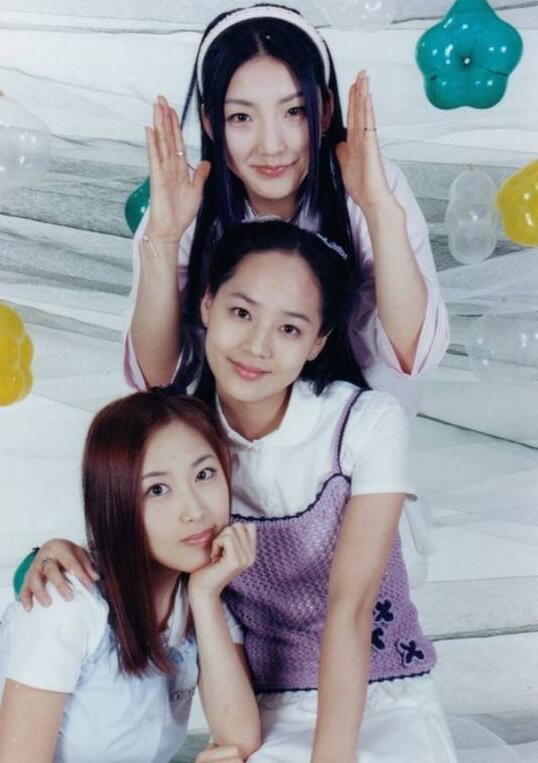 第一个已婚女团ses队长婚礼全员出席