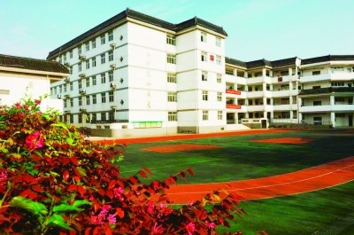 美丽的文枢中学合唱班徽设计录播室数字化实验室南京市文枢初级中学于