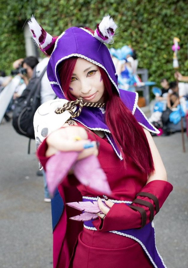 霞遗憾的是,泳池剑姬小姐姐的正面高清照并没有找到,但亚索,霞,时光的