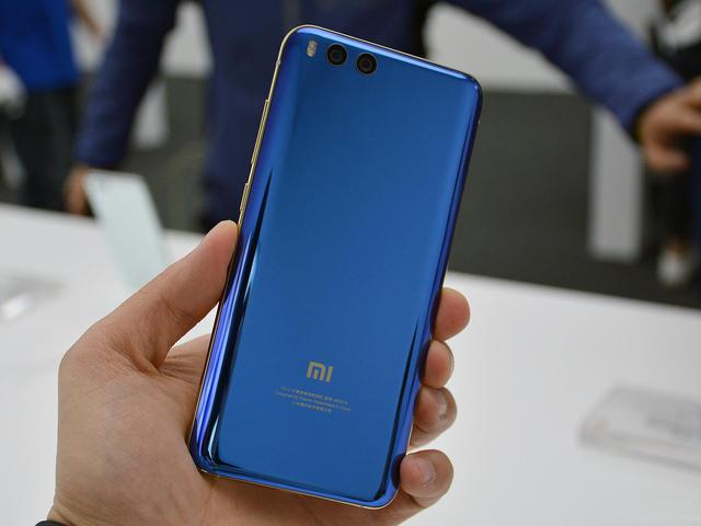 ֻעг¯OPPO R11һС6Եǰ