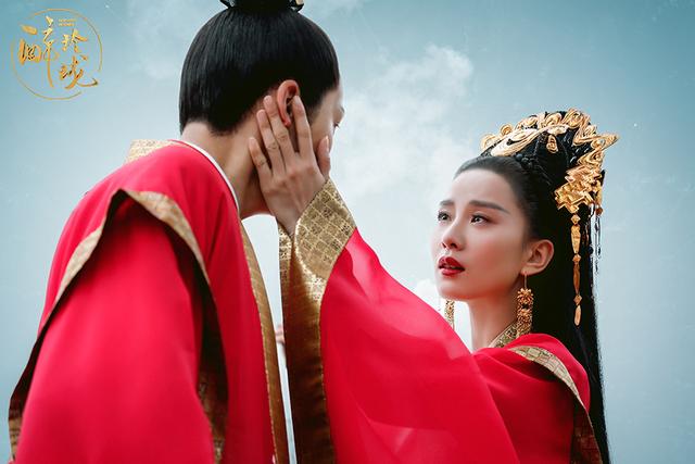 《醉玲珑》今晚强势开启"双时空"