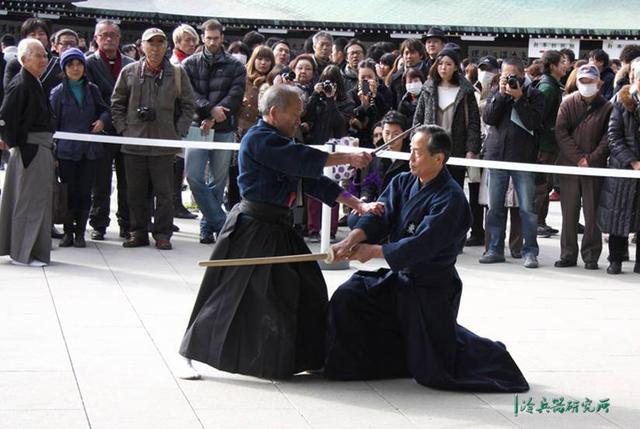 除了十手,日本江户时代的捕具靠外形就能吓死人?