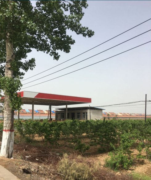 山西新绛县万安镇加油站违法占地何时取缔呢