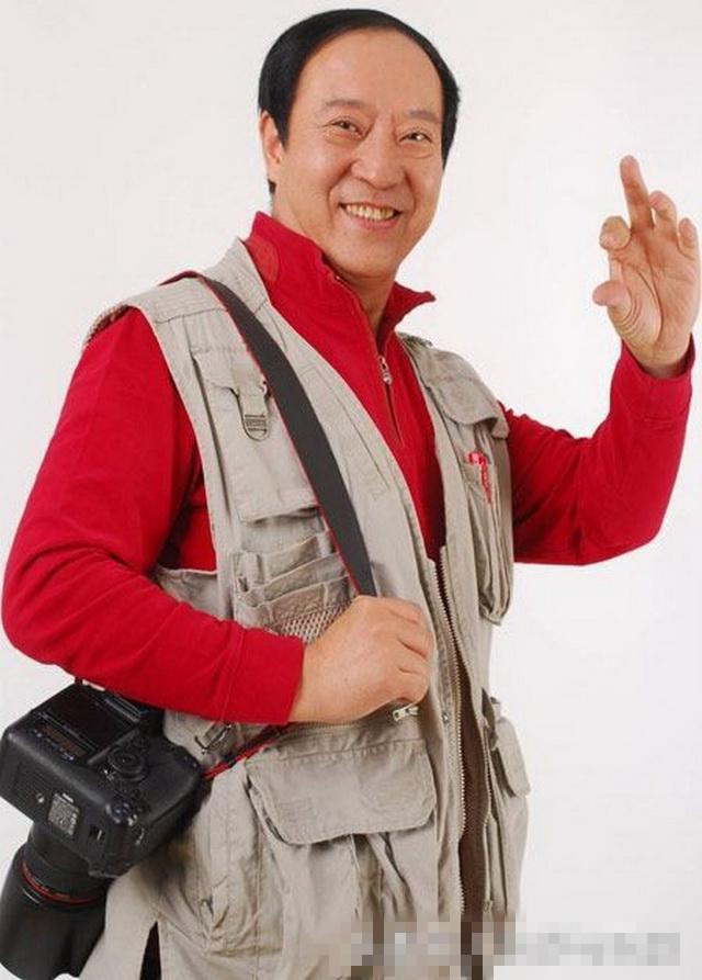 13次上春晚,曾比赵本山还有名,瞎折腾妻离子散,晚年生活落魄