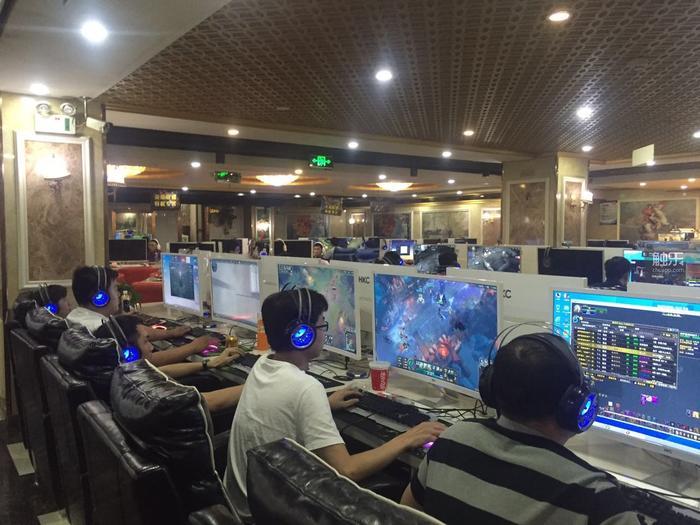 高考十天后,我走遍了北京海淀区的网吧