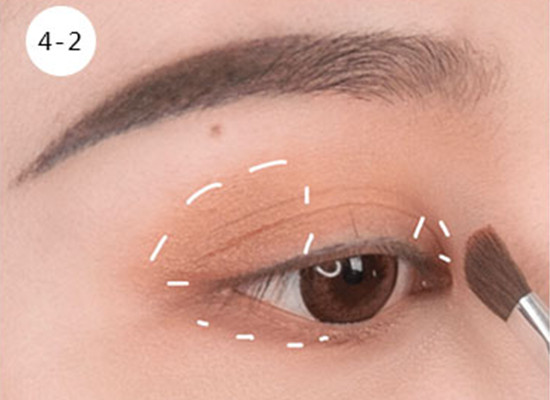 日常大眼妆的画法让你的眼睛更加深邃 芭莎时尚网 时尚生活 从这开始