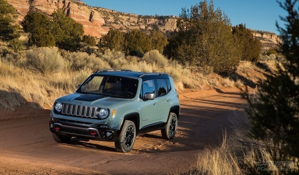 动力方面,由于该车基于日本现款jeep自由侠longitude车型打造,动力