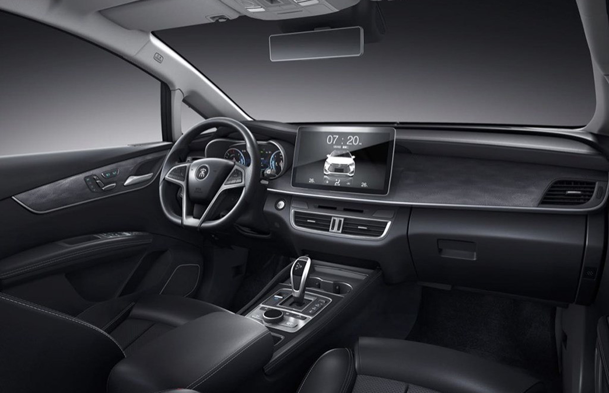 比亚迪宋七座 mpv 双模版内饰