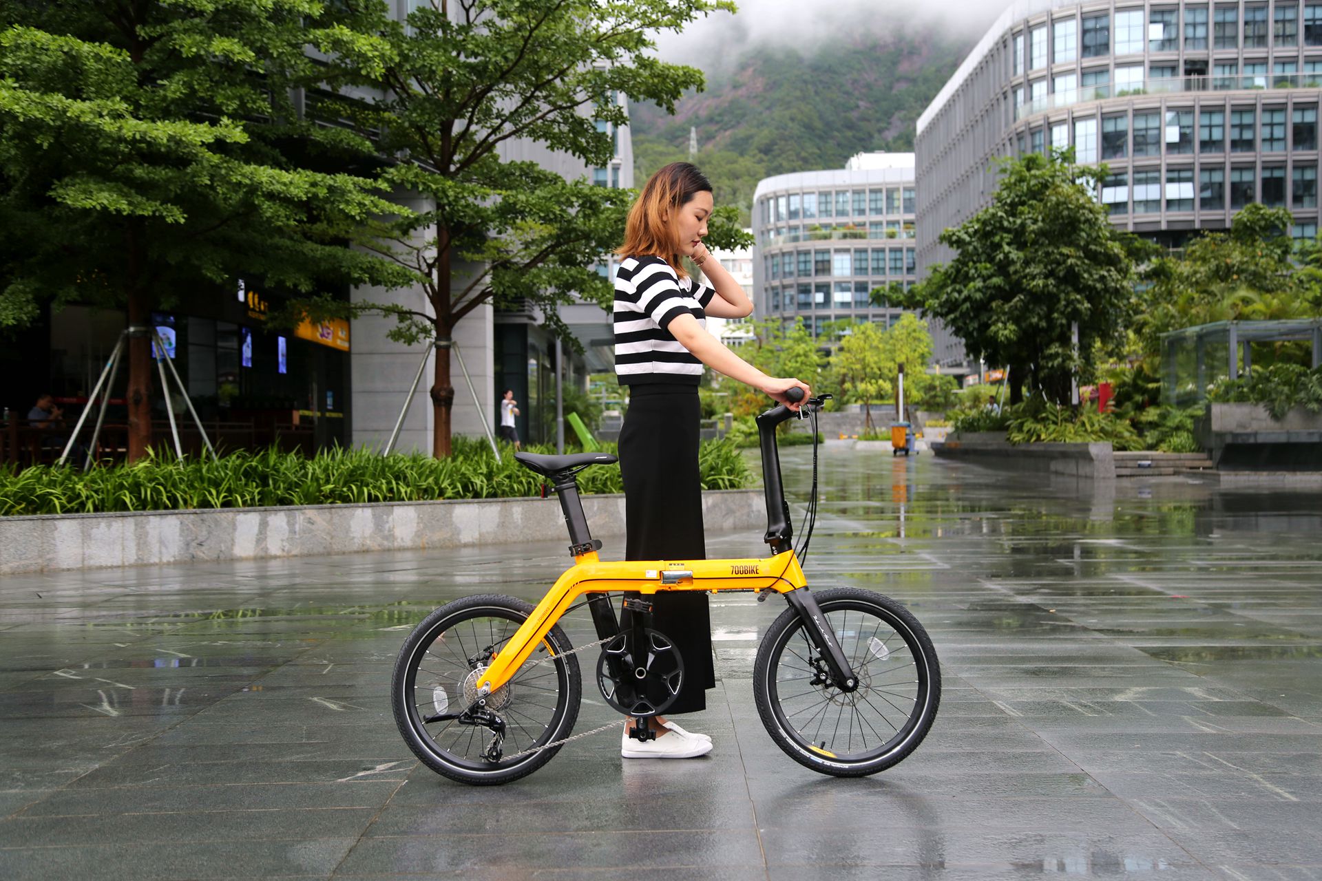 4599元的通勤撩妹小钢炮 700bike 银河2017款单车深度体验