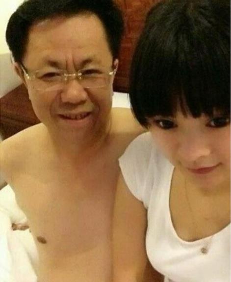 郭松龄老婆恶心图片