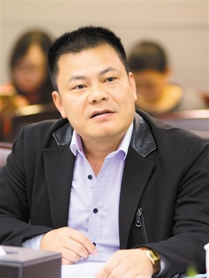 行柯刚明温科华陈振良黄镇敏朱 艳解汝成王志强韩星元陈金海会议现场