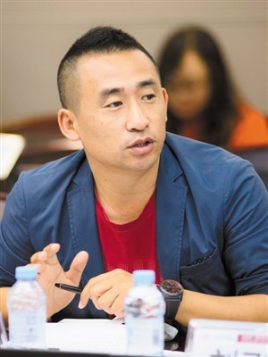 行柯刚明温科华陈振良黄镇敏朱 艳解汝成王志强韩星元陈金海会议现场