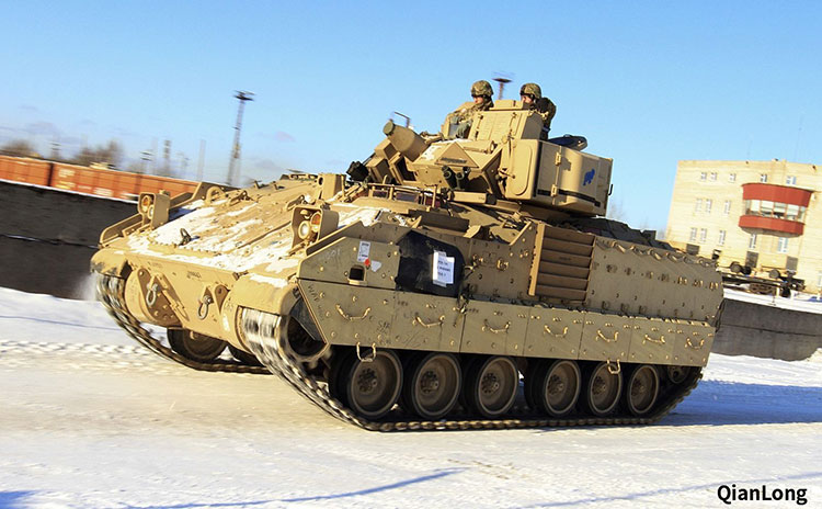 一款m2系列步兵战车用了33年没钱去换】(参考消息网3月9日报道)美国