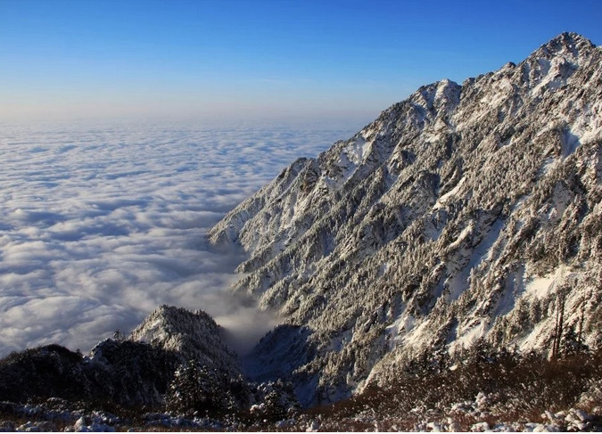 聳立在重慶附近的絕美山峰九峰山