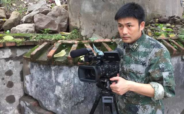 转业军官化名何苦拍纪录片最后的棒棒豆瓣评分97