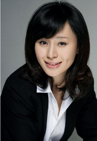 杨雨婷17岁进中戏合作胡歌走红 与老公房子斌裸婚至今