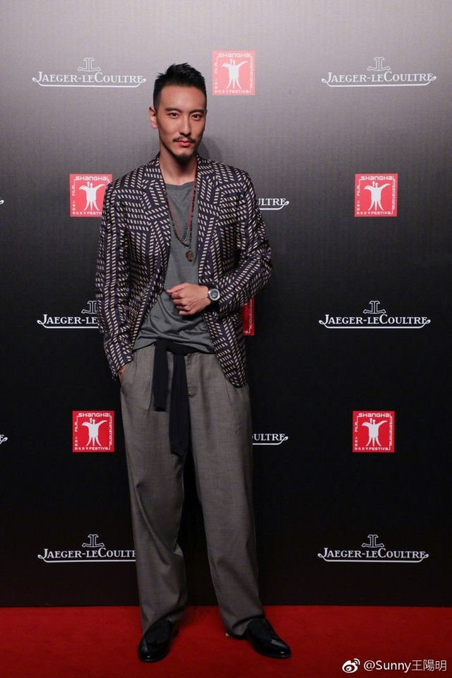 王阳明与张震同框两人长得像吗