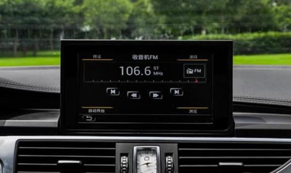 圆梦巨人 众泰Z700能否圆梦中大型家轿市场？