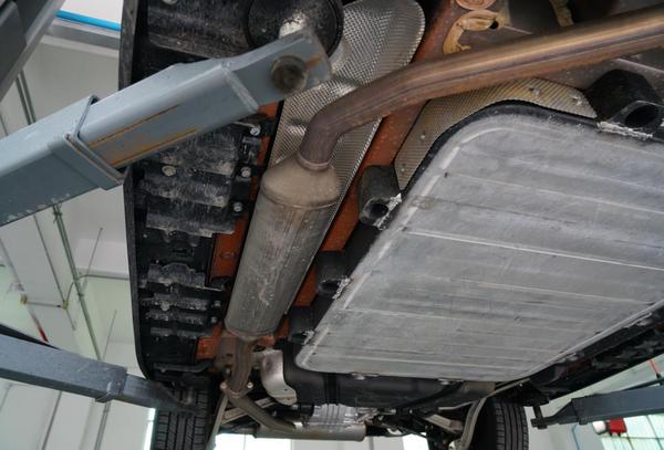 宋楠：450公里测动力电池水冷散热宋DM