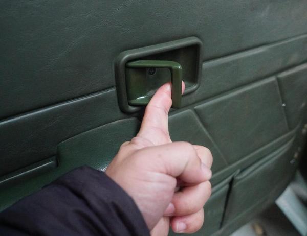 宋楠:首测南朝鲜陆军起亚KM420型越野车