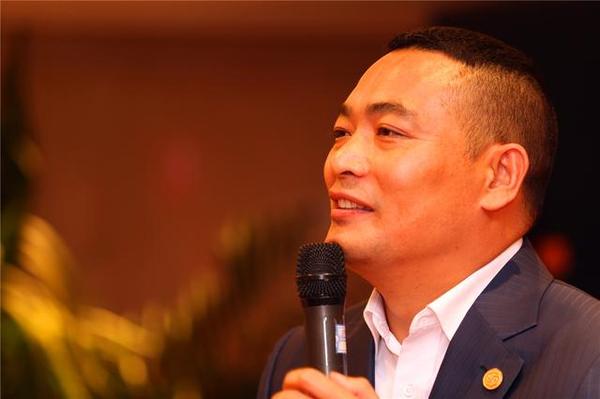 陕西苏福记餐饮管理公司中国烹饪艺术家苏尚强先生石万荣弟子袁中其