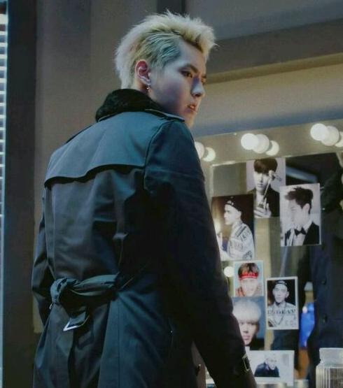 吴亦凡的背影,都能让人着迷不已!