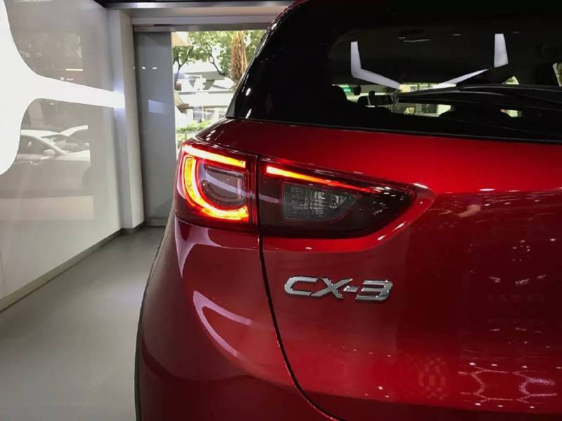 马自达用造小跑车的思维造了辆小型SUV，CX-3的优劣都挺明显