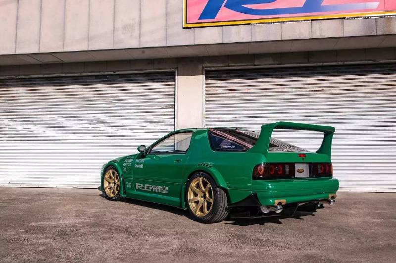 RX-7——汽车对转子发动机最后的坚持