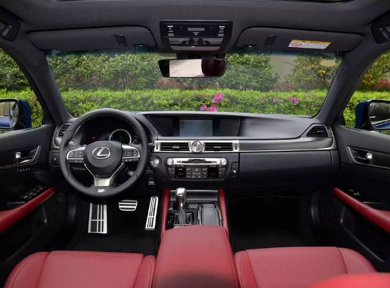 什么是雷式运动感？GS这款车或许最有发言权