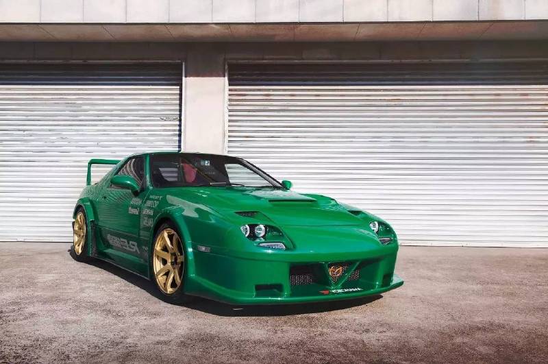 RX-7——汽车对转子发动机最后的坚持