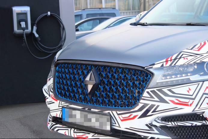 听说欧洲的排放标准很变态？恩，不过这台车还是在那里建厂了！