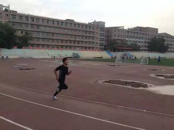 具体训练方法如下：