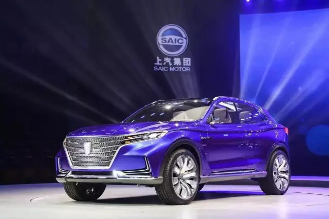 车展前夕惊现“未来汽车”，上汽荣威又玩儿了一次大的，赚足话题热度