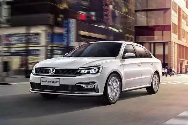 国产航母下水，这艘航母等于多少辆汽车？