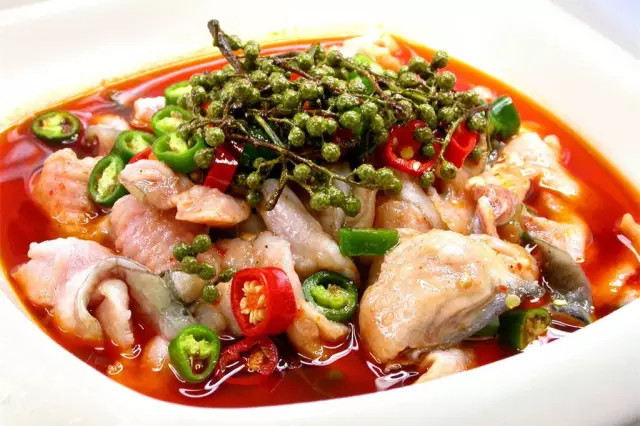 水煮鲶鱼 图huitu.com