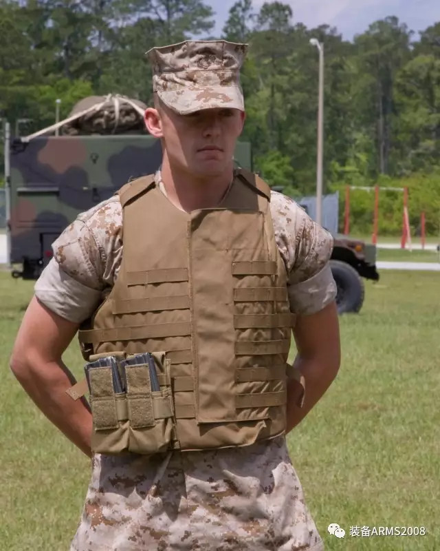 专业折腾二十年——现代美军单兵防弹背心进化史