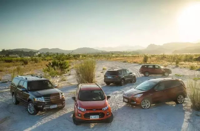 汽车圈丨大器晚成的先行者，福特的人生三部曲