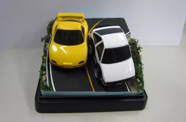 三轮车也能在秋名山攻弯，关键你要懂这些选车技巧