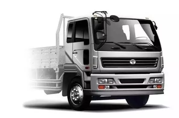 董小姐晒出车标，很多人不怀好意滴笑了