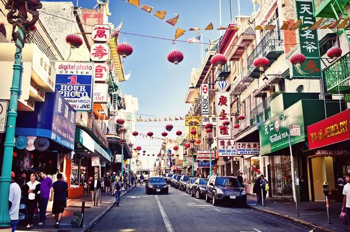 三藩市唐人街是美国西海岸最具规模,最热闹,最有东方风味的一个,也是