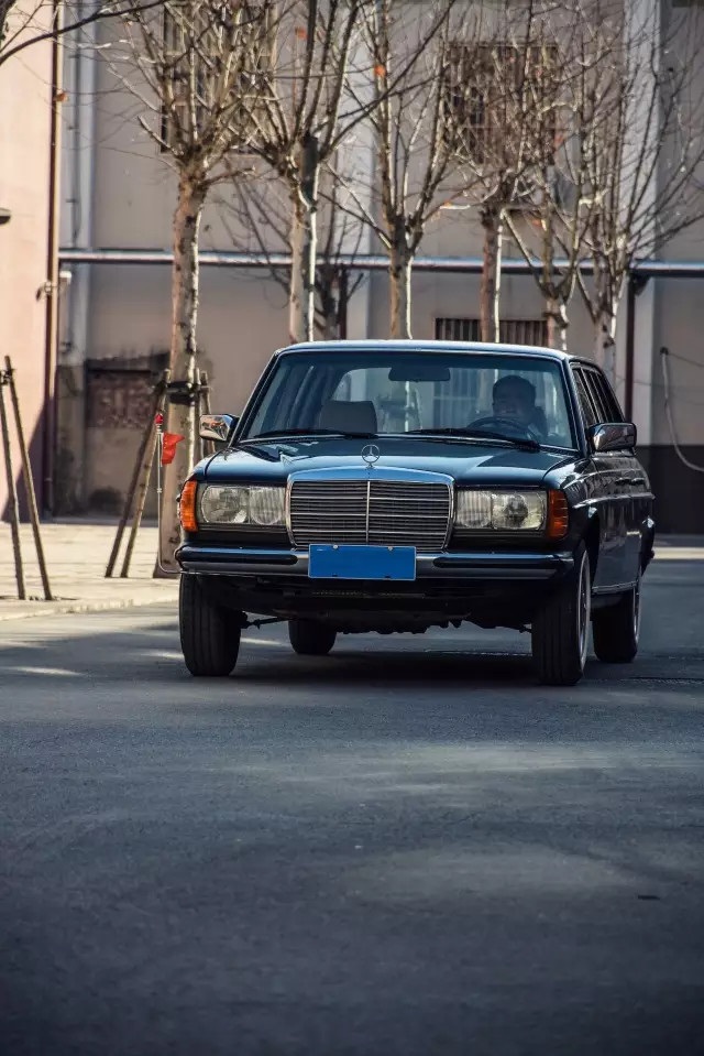 老车顽主长春奔驰w123