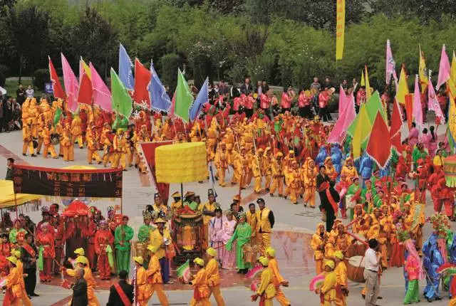 欢乐福行,赶一场盛大的娲皇宫三月庙会