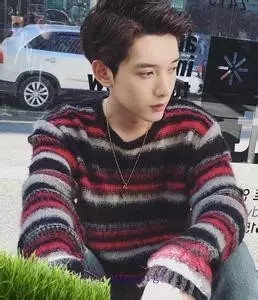 这张还是她以前的照片额,发错了,这张是她以前的照片,再来当当