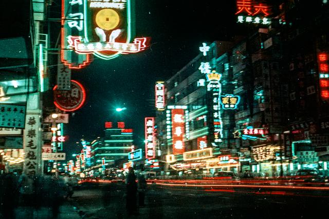 [老照片]1960年的香港不夜城-BB姬