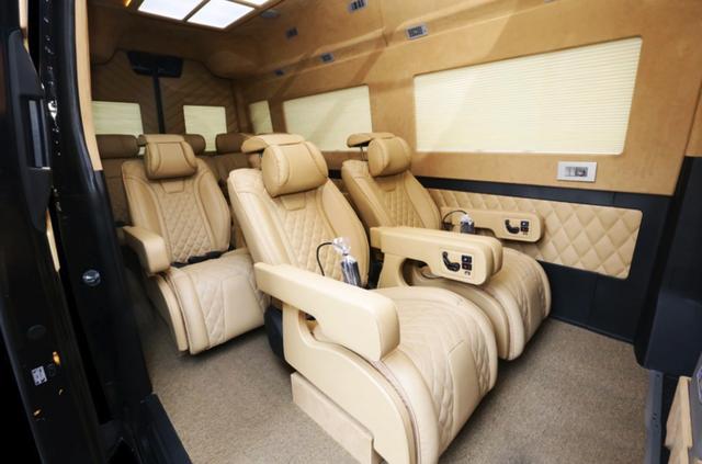 韩国最高级别的保姆车首次亮相