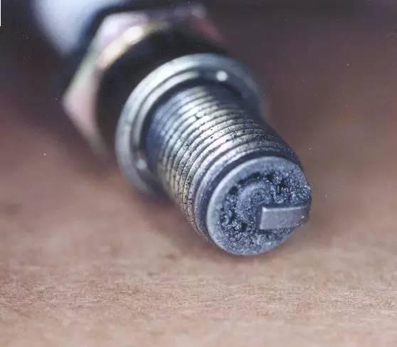 你的车该换火花塞了吗？