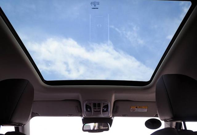 国产车崛起！首款豪华SUV的实力这么6？