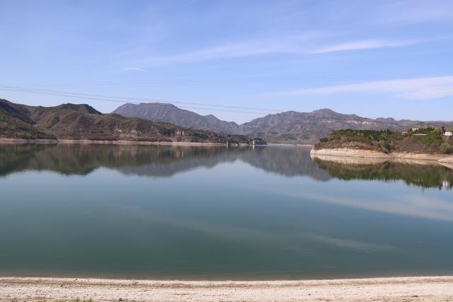 看天池盛景不用去東北了到北京延慶燕山天池美景美食美美噠原