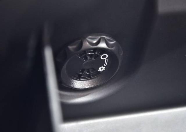 都来评评理！15万买个“面包”车，值么？